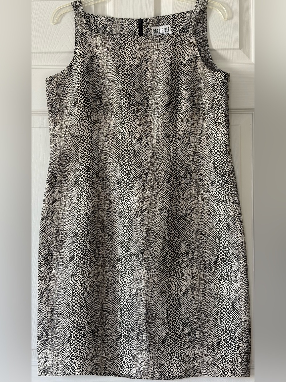 Robbie Bee Black and White Snake-Print Design Dress